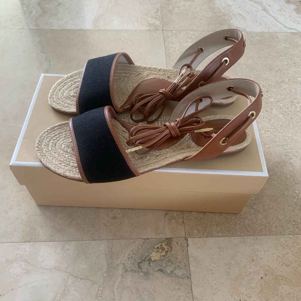 Michael Kors Lilah Flat Strappy Sandal Black Canvas NIB